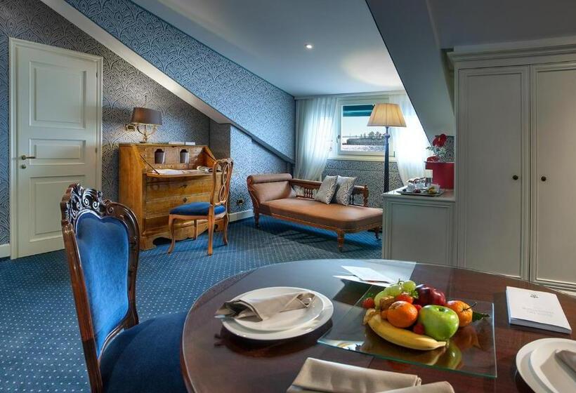 Junior Suite Lake View, Londra Palace Venezia