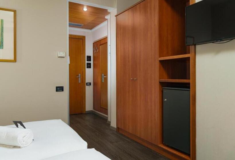 اتاق استاندارد, B&b Hotel Torino President