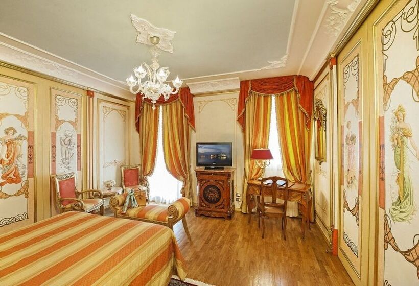 اتاق استاندارد یک نفره, Regina Palace