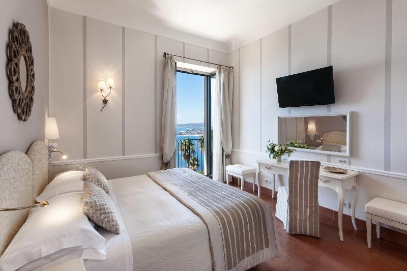 Классический Номер Вид на Море, Villa Belvedere