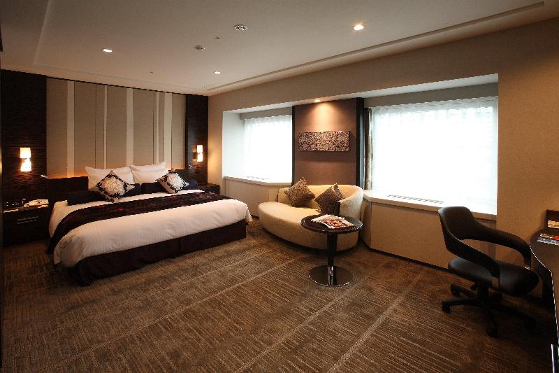 Номер Клуб, Ana Crowne Plaza Fukuoka, An Ihg