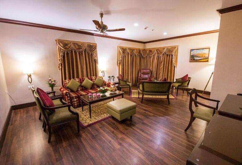 سوئیت پریمیوم, The Carlton Kodaikanal