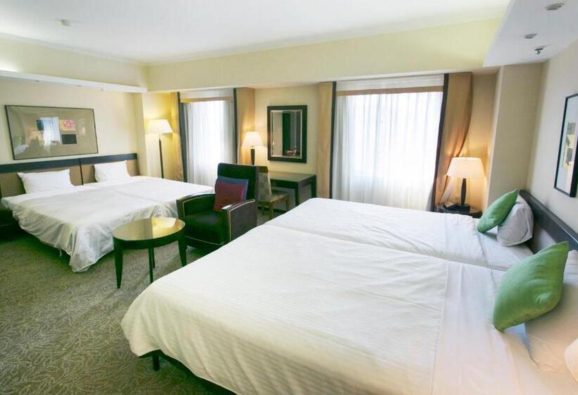 Семейный Номер, Kanazawa New Grand Hotel Prestige
