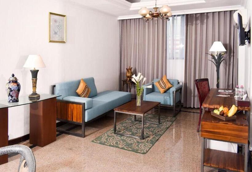 スイート, Metro Park View Hotel Kota Lama Semarang