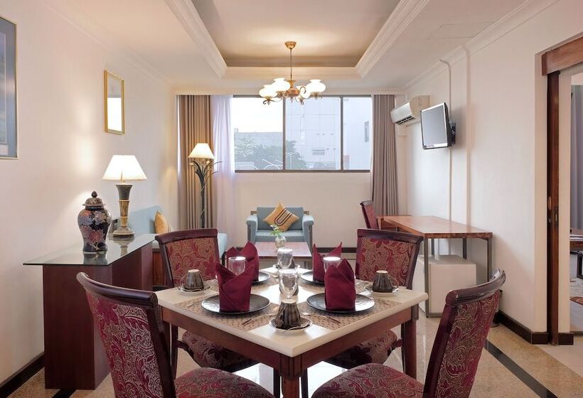 スイート, Metro Park View Hotel Kota Lama Semarang
