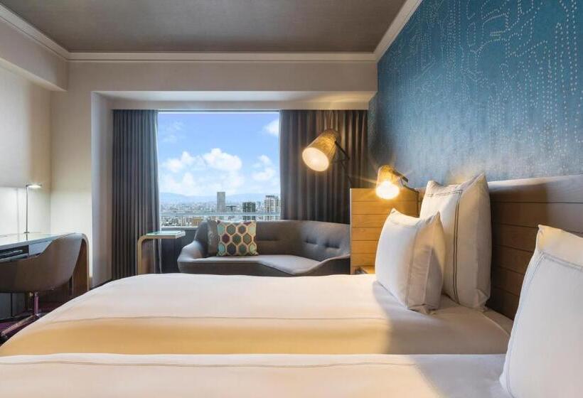 Номер Executive, Swissotel Nankai Osaka