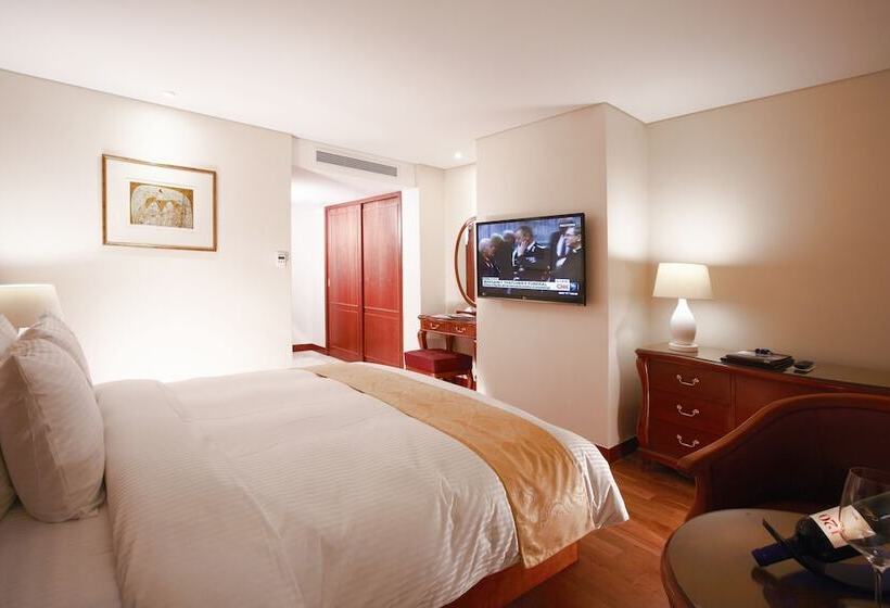 Номер Deluxe, Sejong Hotel Seoul Myeongdong