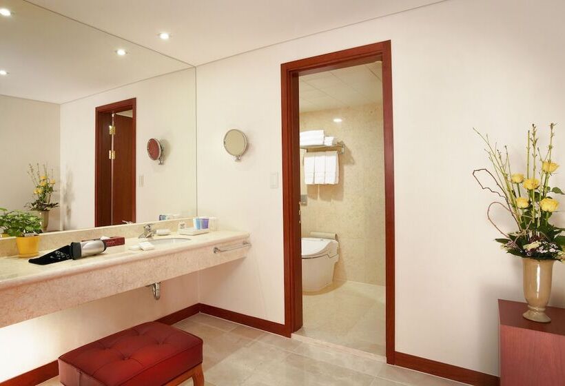 Люкс, Sejong Hotel Seoul Myeongdong
