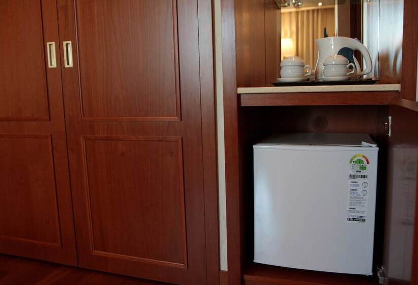 Четырехместный Номер Стандарт, Sejong Hotel Seoul Myeongdong