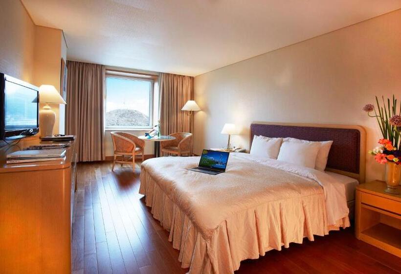 Номер Deluxe, Sejong Hotel Seoul Myeongdong
