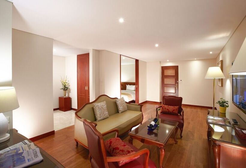 Люкс, Sejong Hotel Seoul Myeongdong