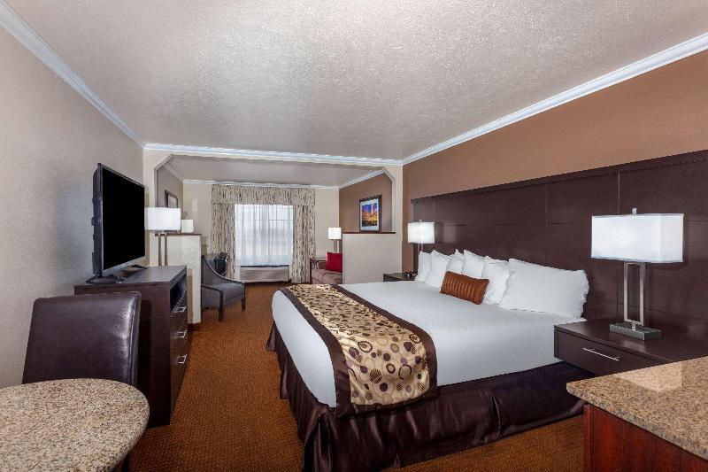 Club Room King Bed, Camino Real Guadalajara