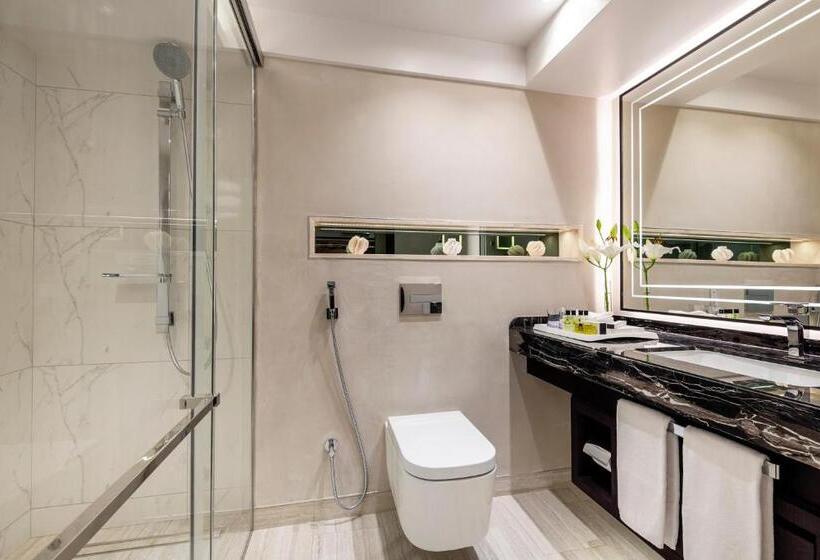 اتاق اجرایی با تخت بزرگ, Intercontinental Muscat, An Ihg