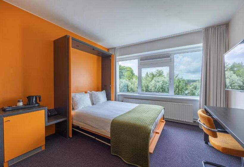 اتاق استاندارد یک نفره با چشم‌انداز دریا, Amrâth Airport Hotel Rotterdam