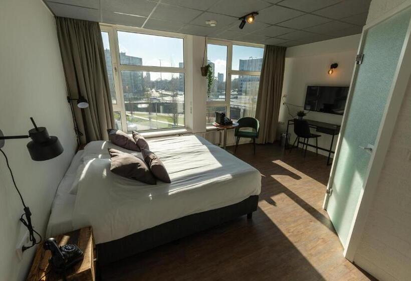 Номер Стандарт, Eurohotel