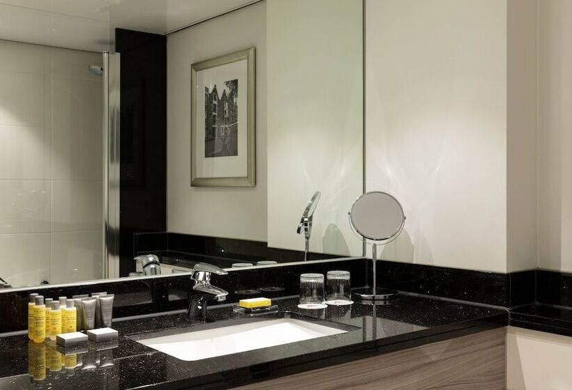 חדר משפחתי, Amsterdam Marriott
