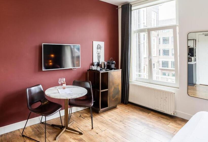 Quarto Estandar, Weber Hotel 397