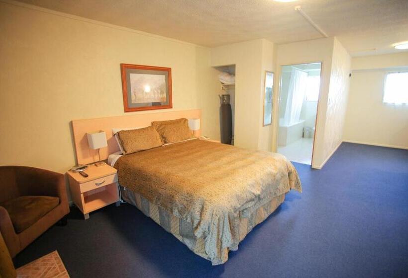 اتاق سوپریور با وان آب گرم, Abbots Hamilton – Hotel And Conference Centre