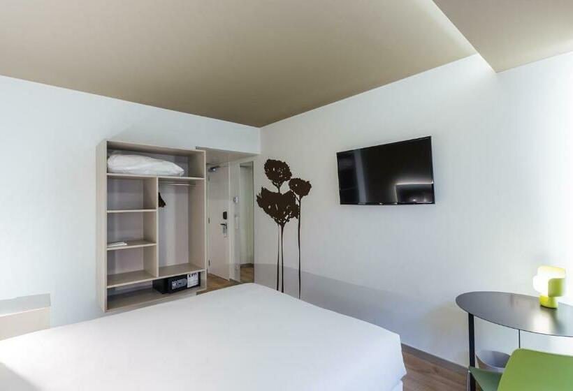 Номер Стандарт, Ibis Styles Lisboa Centro Marques De Pombal