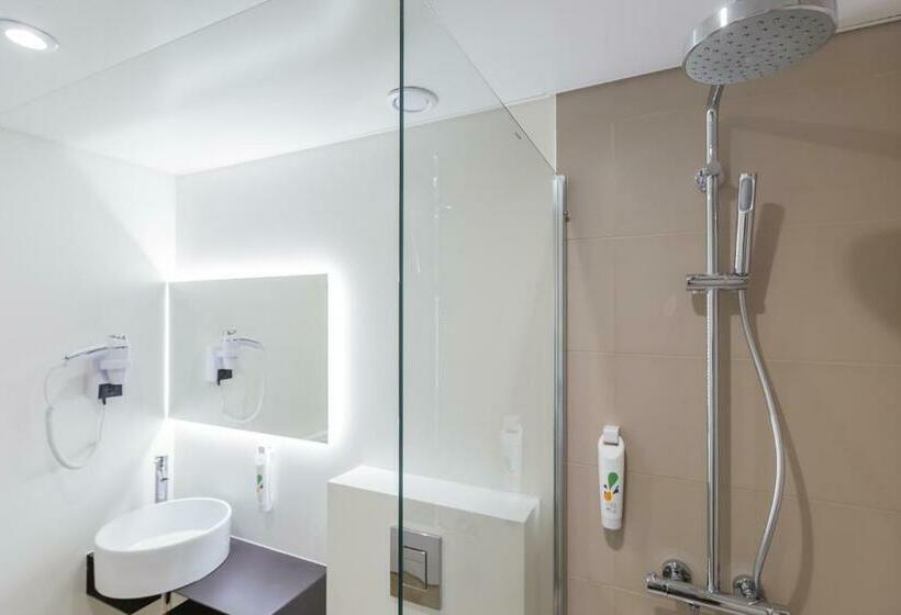 Номер Стандарт, Ibis Styles Lisboa Centro Marques De Pombal