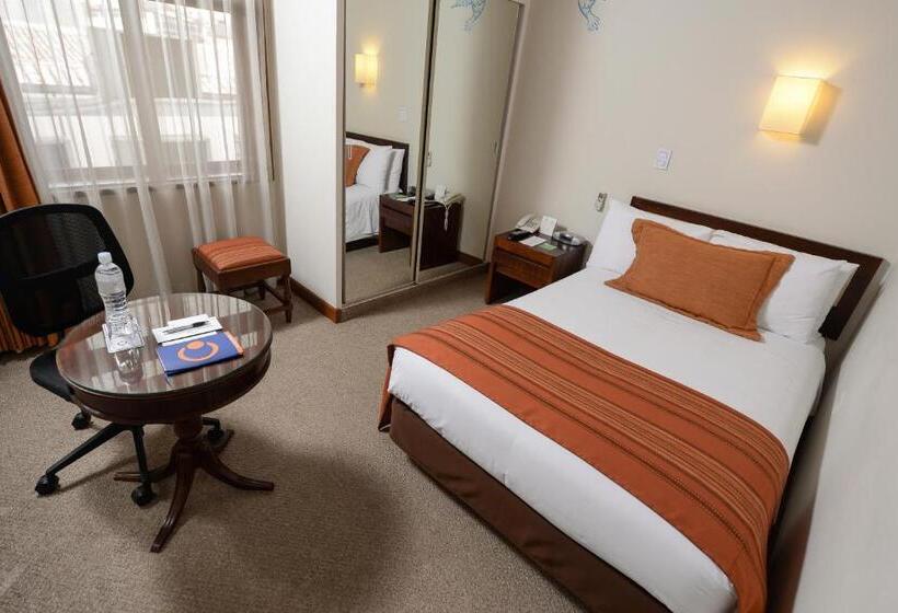 اتاق استاندارد یک نفره, Costa Del Sol Wyndham Cusco