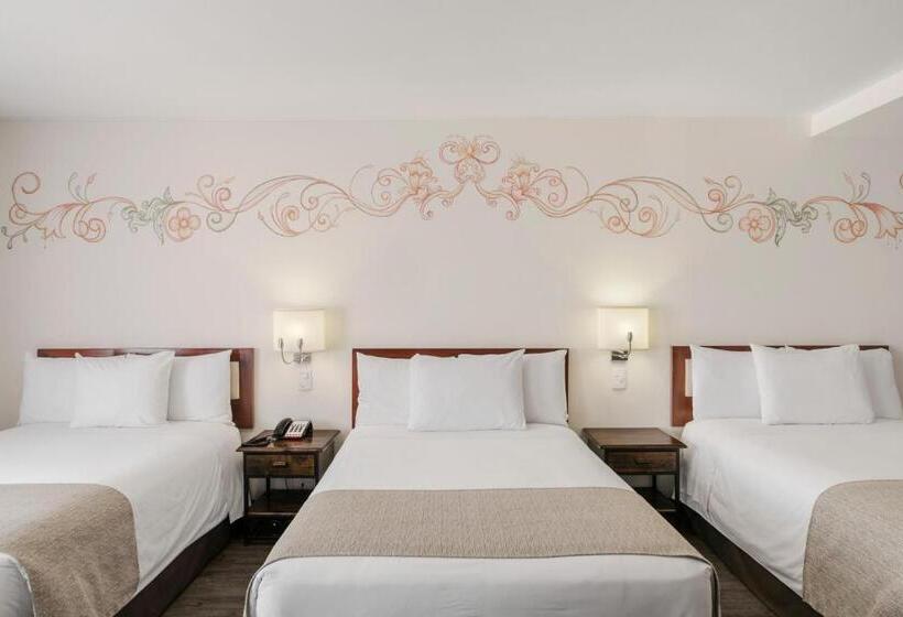 اتاق استاندارد سه نفره, Costa Del Sol Wyndham Cusco