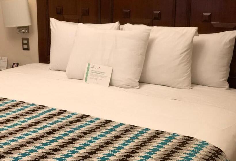 اتاق لوکس, Costa Del Sol Wyndham Cusco