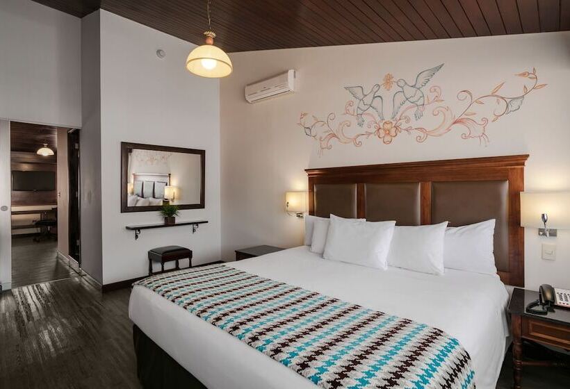 سوییت سوپریور, Costa Del Sol Wyndham Cusco