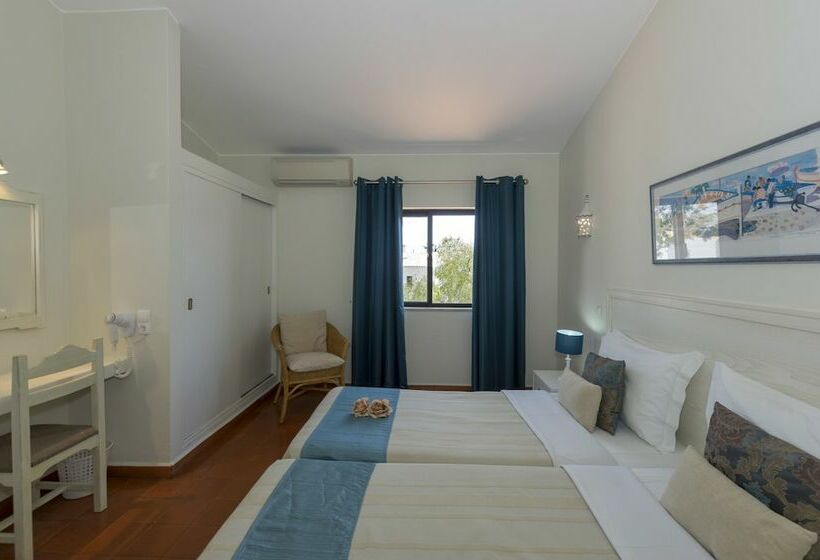Апартаменты 1 Спальня Вид на Сад, Rocha Brava Village Resort