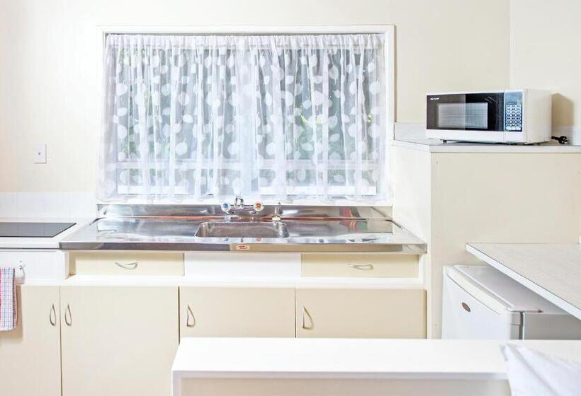 Апартаменты 1 Спальня, Tourist Court Motel