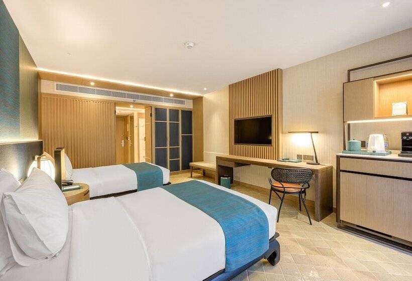 프리미엄 룸 풀장 전망, Holiday Inn Resort Phuket, An Ihg