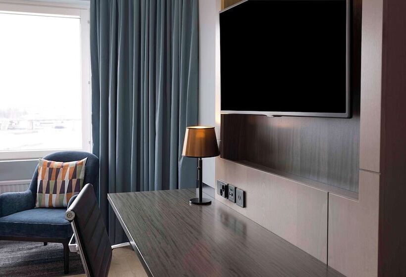 Номер Стандарт, Hilton Helsinki Strand