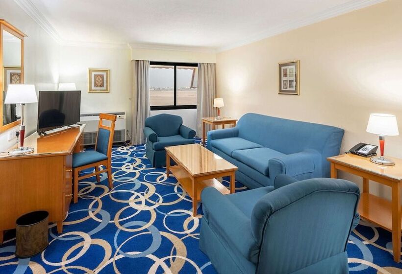 Люкс Вид на Сад, Radisson Blu Hotel, Yanbu
