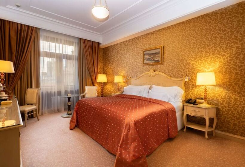 اتاق اجرایی, Radisson Collection Hotel, Moscow