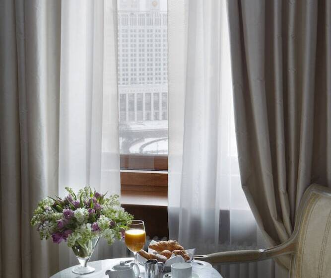اتاق سوپریور با چشم‌انداز شهر, Radisson Collection Hotel, Moscow