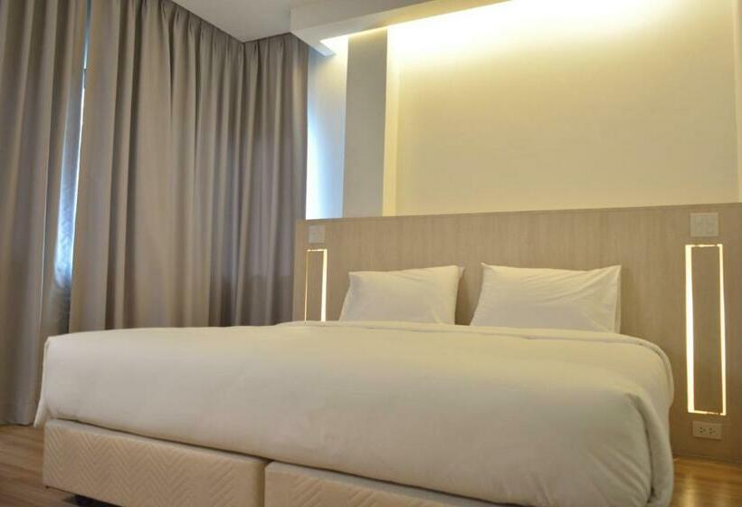 Quarto Economy, Rezt Bangkok