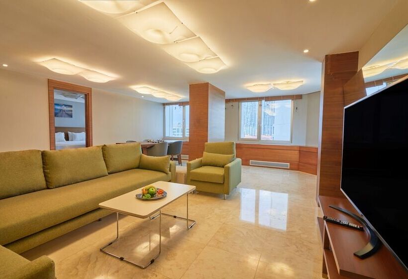 سوییت اجرایی, Dedeman Istanbul