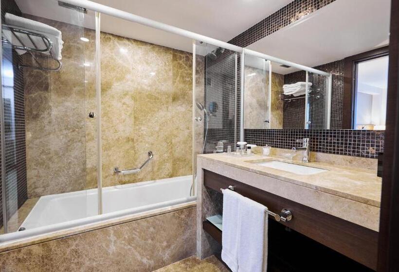 اتاق لوکس با تخت بزرگ, Dedeman Istanbul
