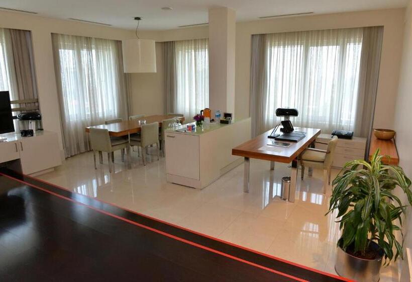 سوئیت پرزیدنت, Dedeman Istanbul