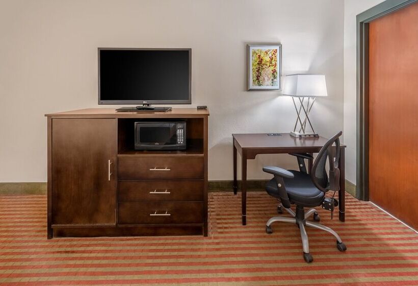 스위트, Grand Williston Hotel And Conference Center