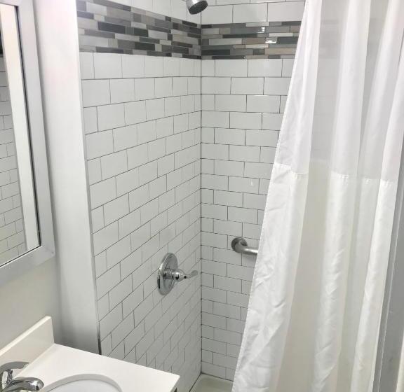 اتاق استاندارد سه نفره, Heritage Hotel New York City