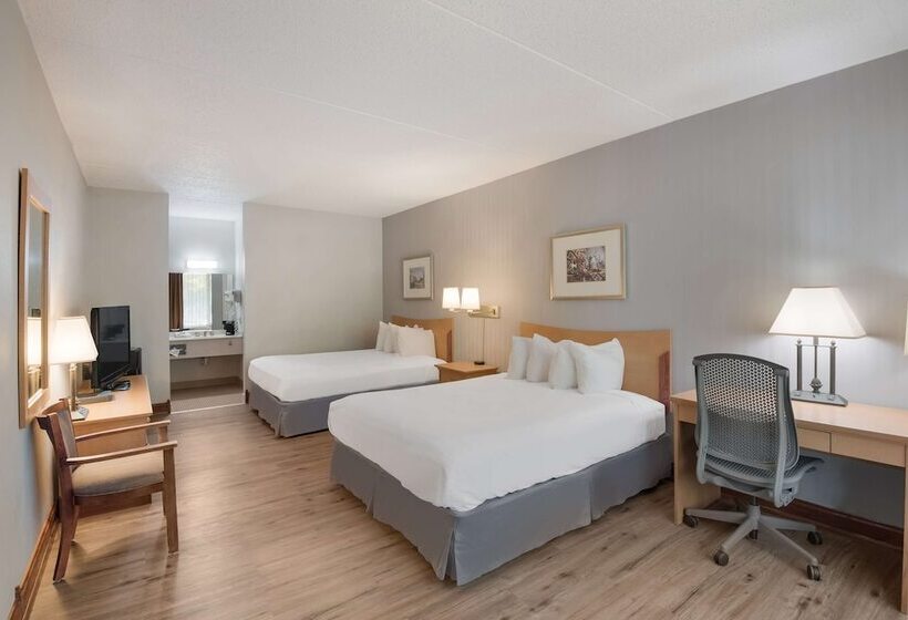 Номер Стандарт 2 Двуспальные Кровати, Best Western Inn