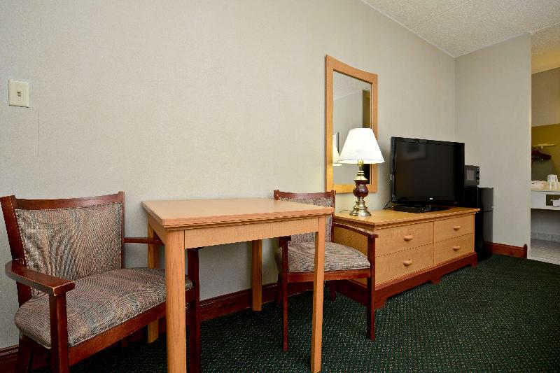 Номер Стандартный Кровать Куин, Best Western Inn