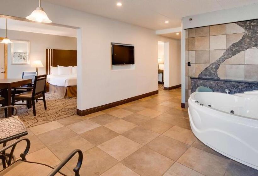 Deluxe Suite King Bed, Best Western Plus Longbranch Hotel & Convention Center