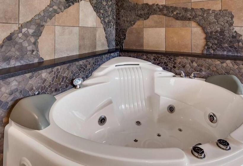 Deluxe Suite King Bed, Best Western Plus Longbranch Hotel & Convention Center