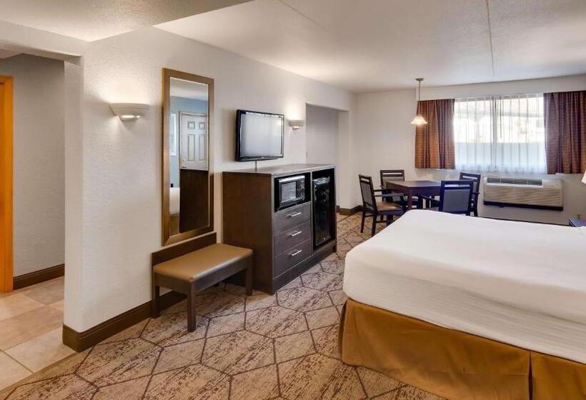 Deluxe Suite King Bed, Best Western Plus Longbranch Hotel & Convention Center