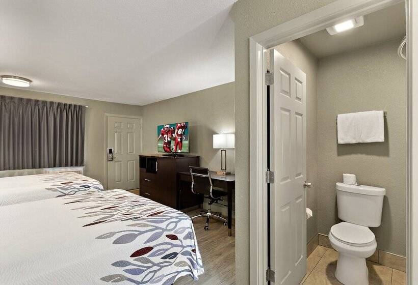 복층 룸 퀸 침대, Red Roof Inn Redding