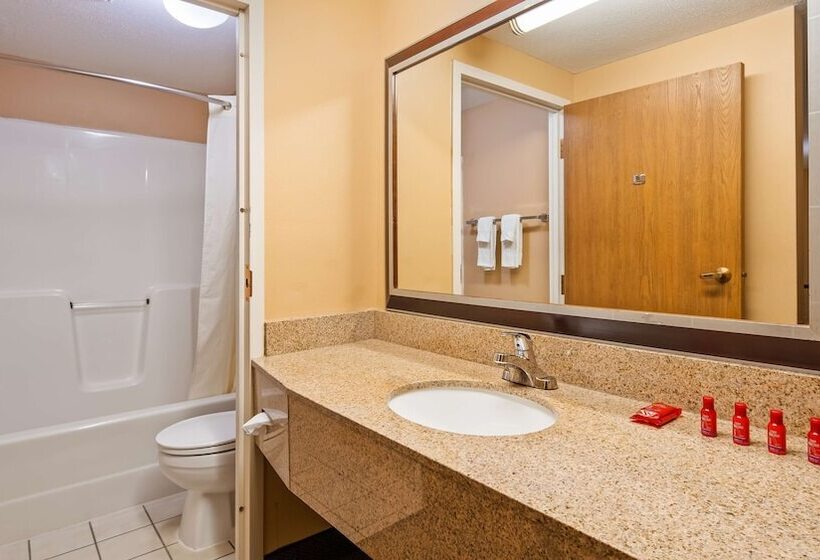Люкс, Surestay Plus Hotel By Best Western Black River Falls