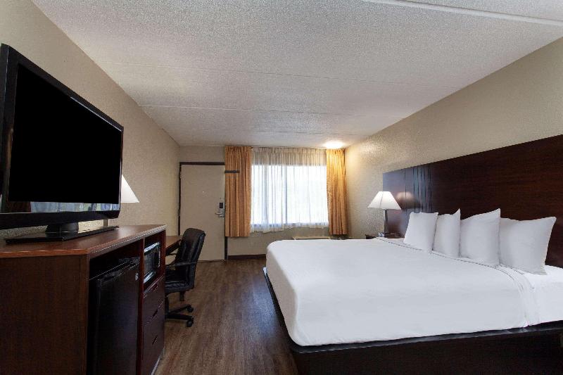 스탠다드 룸 킹사이즈 침대, Travelodge By Wyndham Deltona