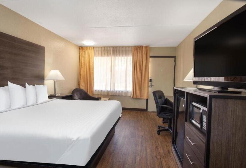 스탠다드 룸 킹사이즈 침대, Travelodge By Wyndham Deltona